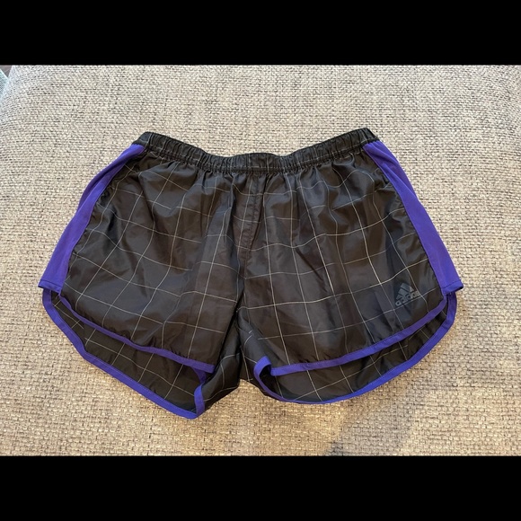 ADIDAS sport short, size Large - Picture 1 of 3